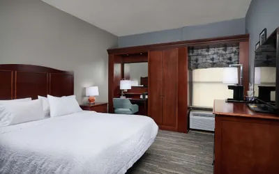 Photo 2 - Hampton Inn Beaumont