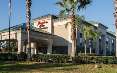 Photo 2 - Hampton Inn Lakeland