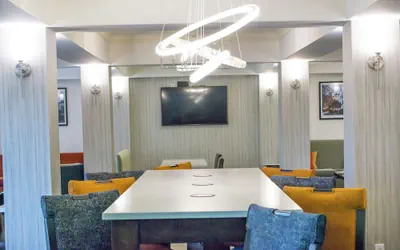 Photo 4 - Hampton Inn Marion