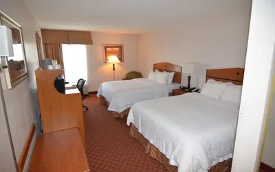 Photo 2 - Hampton Inn Greeneville