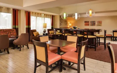 Photo 3 - Hampton Inn Raleigh/Clayton I-40