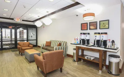Photo 3 - Hampton Inn Cincinnati-Eastgate