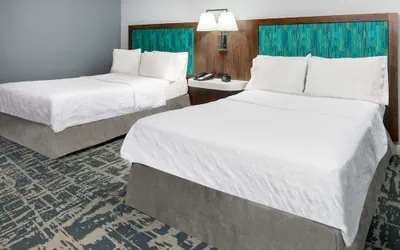 Photo 5 - Hampton Inn Salisbury