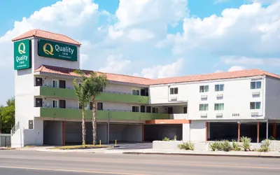 Photo 2 - Quality Inn Burbank Airport