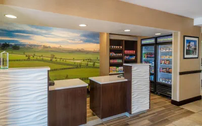 Photo 4 - La Quinta Inn & Suites by Wyndham Lexington South / Hamburg