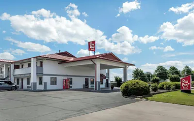Photo 2 - Red Roof Inn West Memphis, AR