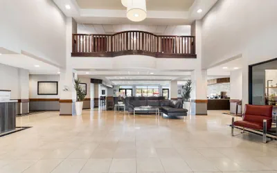 Photo 4 - Wingate by Wyndham - Round Rock