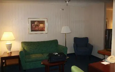 Photo 5 - Kings Inn & Suites Mason