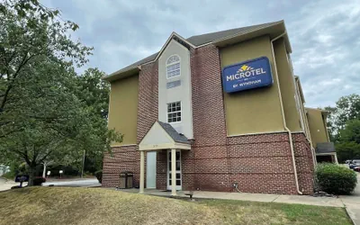 Photo 2 - Microtel Inn by Wyndham Newport News Airport