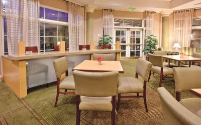Photo 4 - La Quinta Inn & Suites by Wyndham Winston-Salem