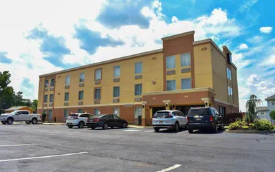 Photo 2 - Quality Inn Vineland