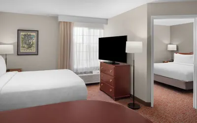 Photo 4 - Larkspur Landing Extended Stay Suites South San Francisco