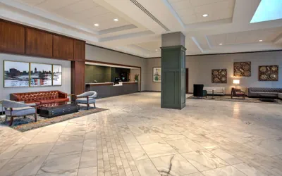 Photo 4 - DoubleTree by Hilton Lansing