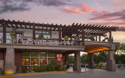 Photo 2 - Best Western Plus Canyonlands Inn