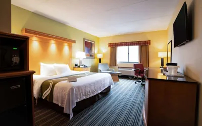 Photo 4 - The Cromwell Inn