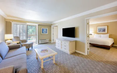 Photo 4 - Indian Wells Resort Hotel