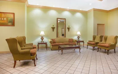 Photo 4 - Ramada by Wyndham Wytheville