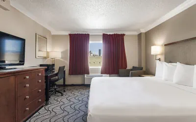 Photo 3 - Jack London Inn