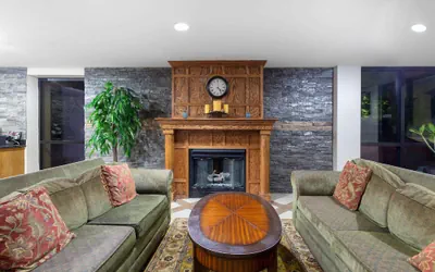 Photo 5 - Baymont by Wyndham Elkhart