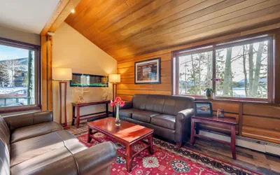 Photo 3 - Best Western Ptarmigan Lodge