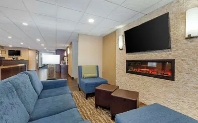 Photo 4 - Comfort Inn Herndon - Reston
