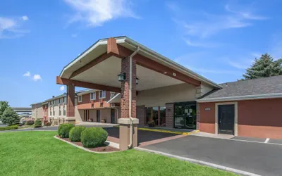 Photo 2 - Quality Inn & Suites Downtown Walla Walla