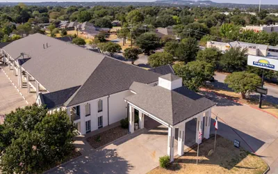 Days Inn by Wyndham Granbury