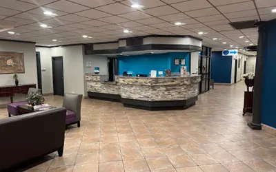 Photo 3 - Clarion Inn & Suites Dothan South