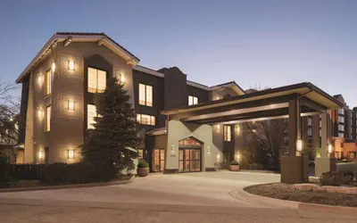 Photo 2 - Country Inn & Suites by Radisson, Hoffman Estates, IL