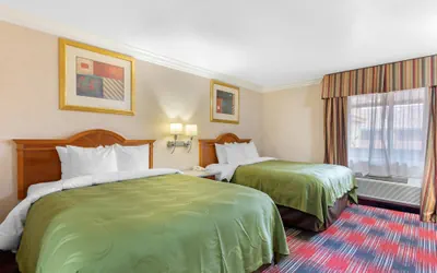 Photo 2 - Quality Inn & Suites Oceanside near Camp Pendleton
