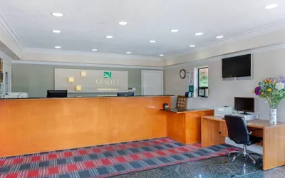 Photo 5 - Quality Inn & Suites Oceanside near Camp Pendleton