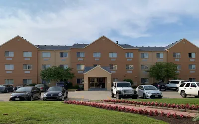 Clarion Pointe Fairborn near Wright Patterson AFB