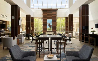 Photo 4 - Marriott Minneapolis Southwest