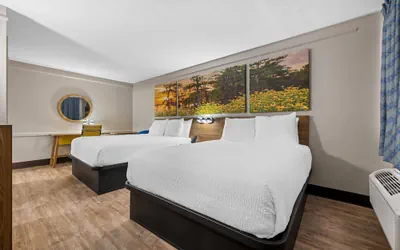 Photo 5 - Days Inn by Wyndham Birmingham/West