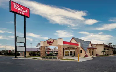 Photo 2 - Red Roof Inn Lumberton