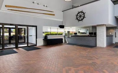 Photo 3 - The Inn on Maritime Bay, an Ascend Collection Hotel