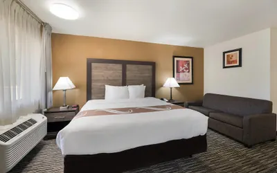 Photo 2 - Quality Inn & Suites Lufkin