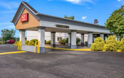 Photo 2 - Econo Lodge Inn & Suites Chambersburg Central