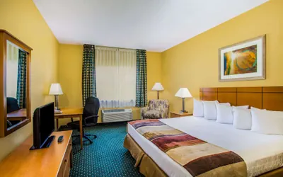 Photo 4 - Baymont by Wyndham Helena