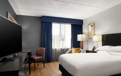 Photo 5 - DoubleTree by Hilton Hartford - Bradley Airport