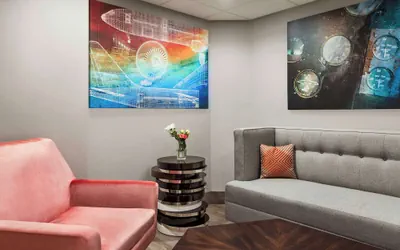 Photo 3 - Hampton Inn Chicago-O'Hare International Airport