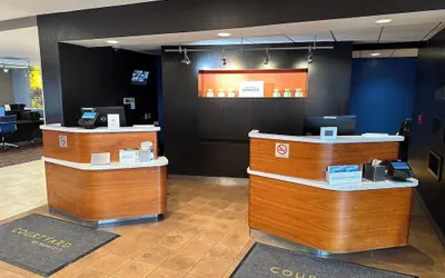Photo 3 - Courtyard by Marriott Chicago Glenview/Northbrook
