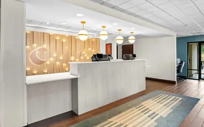 Photo 5 - Comfort Inn Cadillac