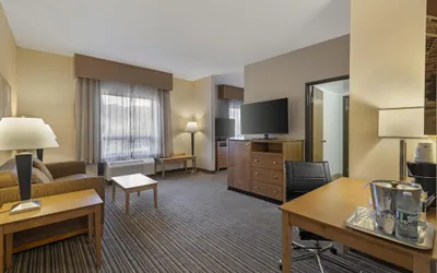 Photo 5 - Best Western Royal Plaza Hotel & Trade Center