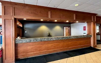 Photo 5 - SureStay Plus Hotel by Best Western Price