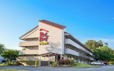 Photo 2 - Red Roof Inn PLUS+ Baltimore-Washington DC/BWI Airport