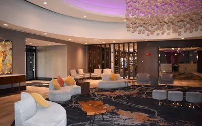Photo 4 - DoubleTree by Hilton Chicago - Oak Brook
