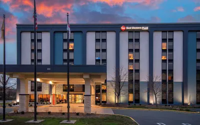 Photo 2 - Best Western Plus Meadowlands