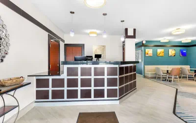 Photo 4 - Comfort Inn Marion