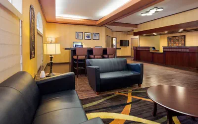 Photo 3 - Best Western Plus Meridian
